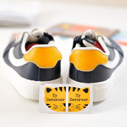 right and left shoe stickers