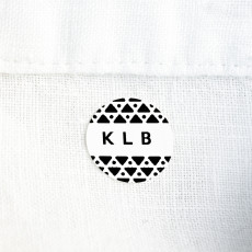 Étiquette pour vêtements avec vos initiales  pour marquer ses vêtements