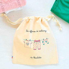 sac en coton à personnaliser. Idéal pour les affaires de rechanger pour la crèche ou la maternelle