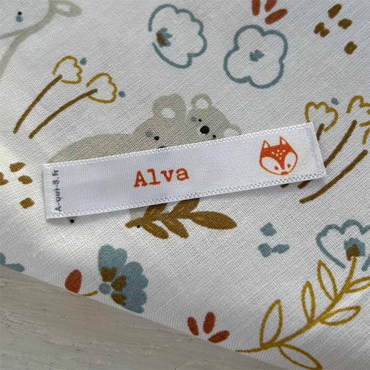 Personalized Wood Labels for Handmade Clothing (25 UK