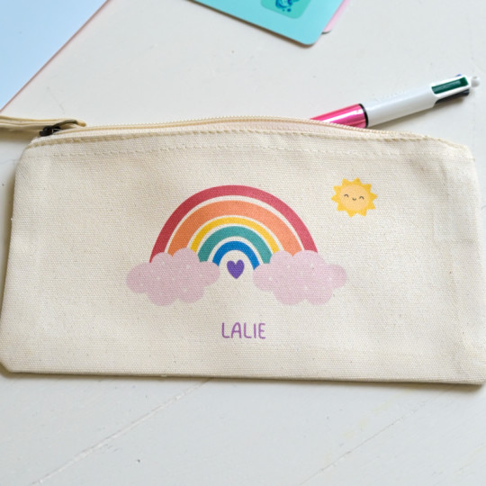 trousse école personnalisee arc en ciel et soleil