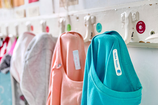 Our tips to remove iron-on clothing labels - Mine4Sure's Blog