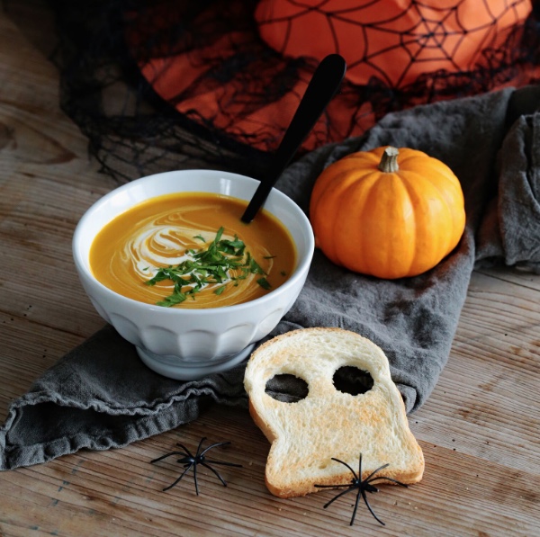 Franziska’s Halloween recipe: Pumpkin and chestnut soup