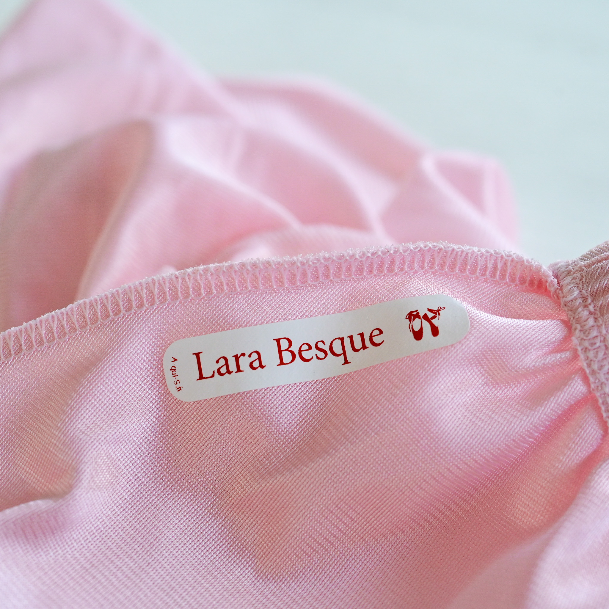 Étiquettes vêtements